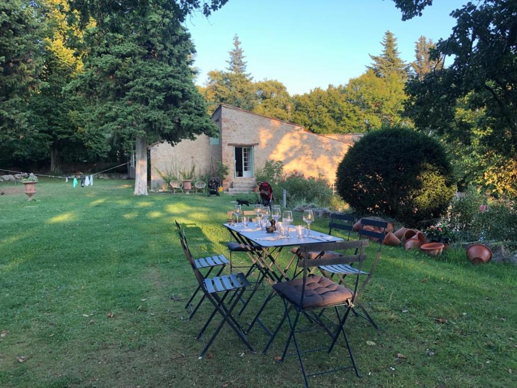 Ferme Le Pavillon Panzió Bargemon Kültér fotó